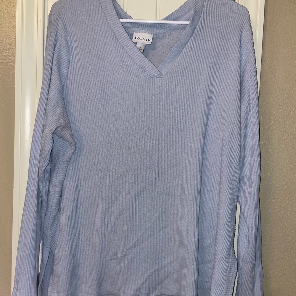 Blue sweater - Picture 11 of 12
